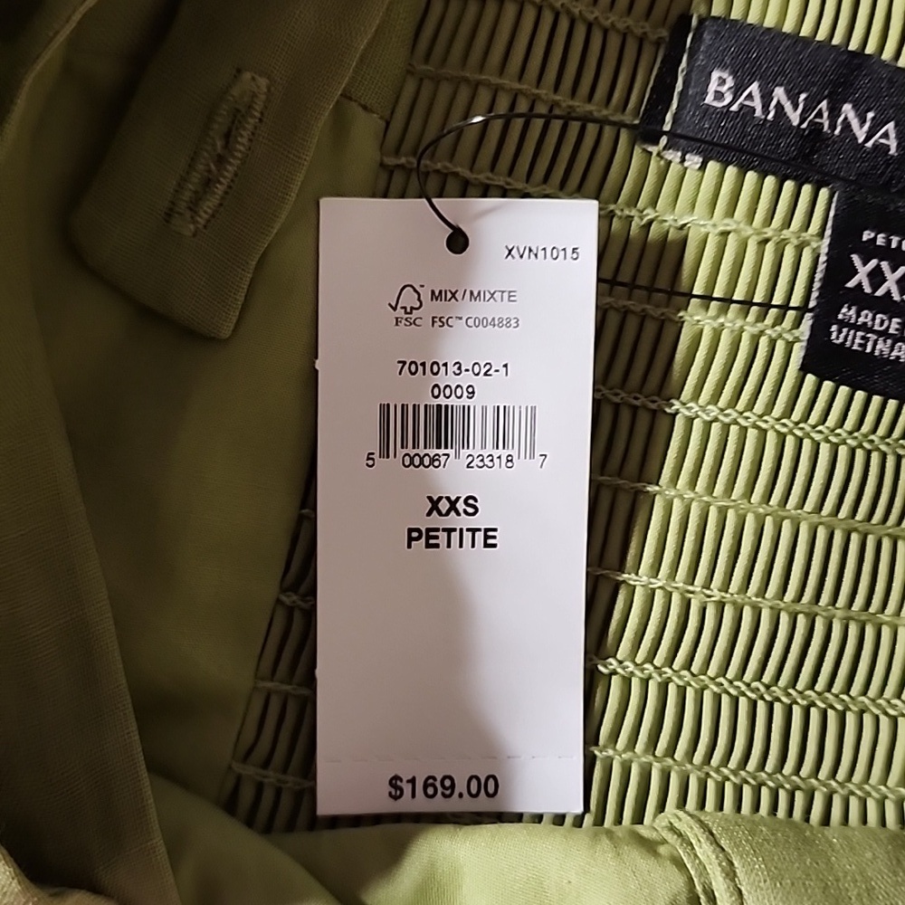 Banana Republic NWT Green Dress - Picture 5 of 8